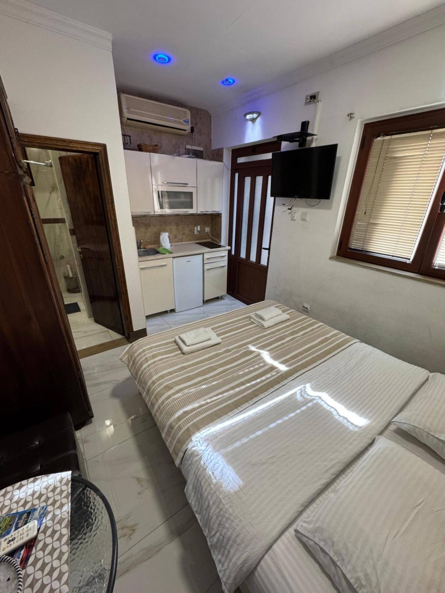 Vita Mundo Hotel Kotor Eksteriør billede