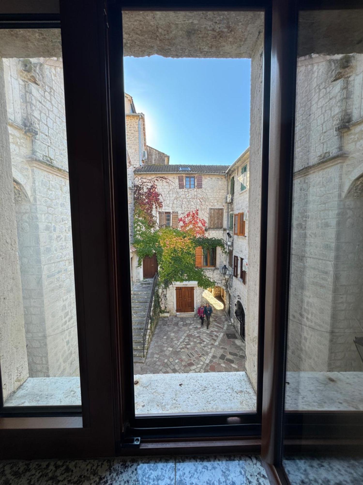 Vita Mundo Hotel Kotor Eksteriør billede