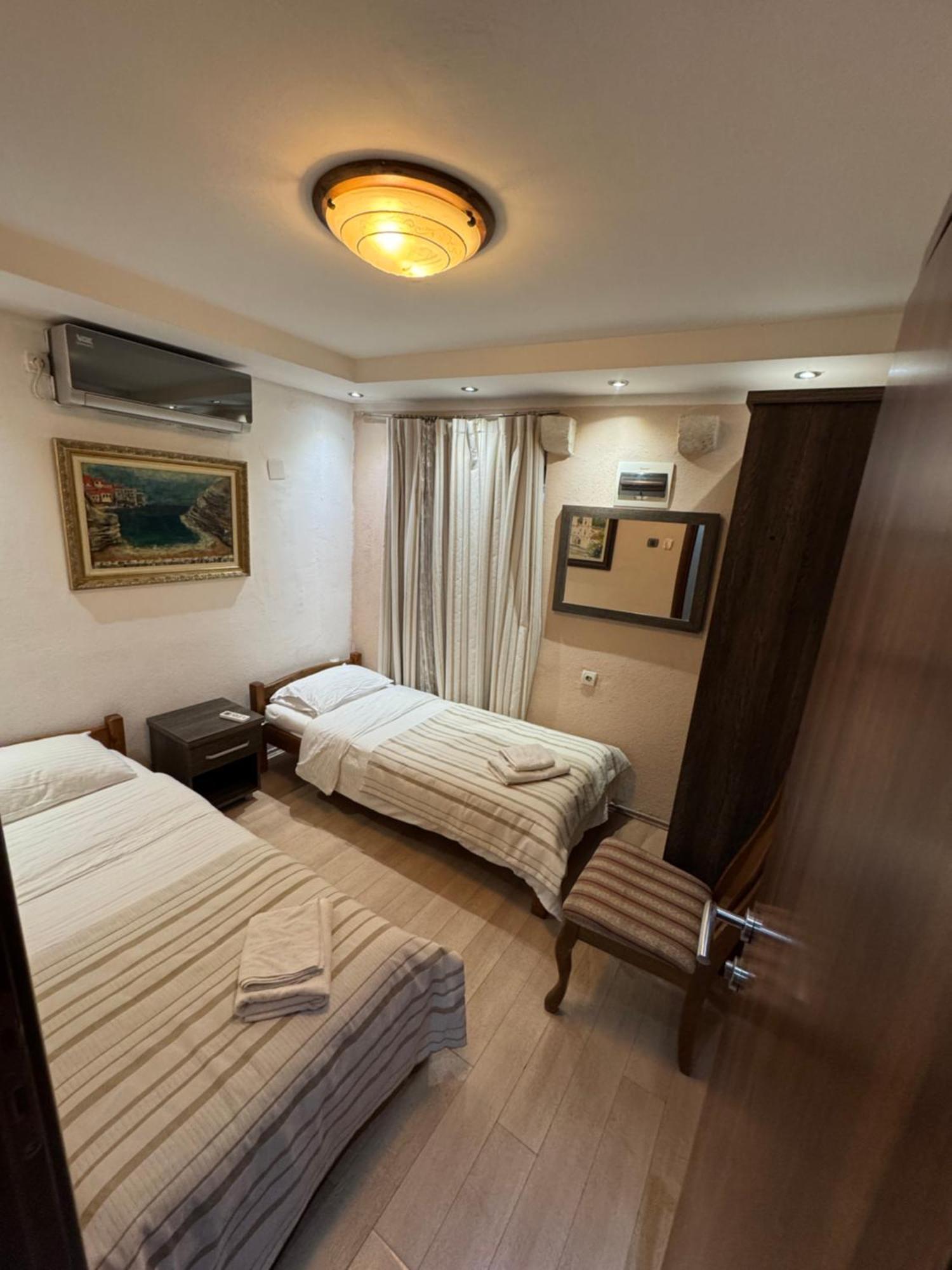 Vita Mundo Hotel Kotor Eksteriør billede